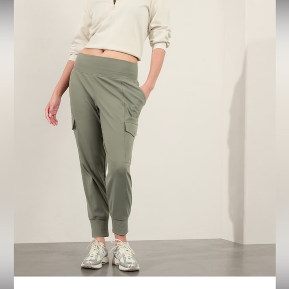 NWT Athleta Venice High Rise Jogger size XS - Picture 7 of 8